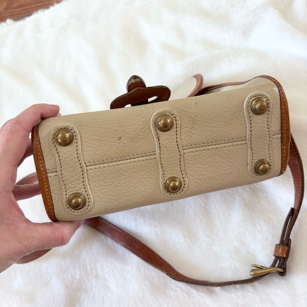Dooney & Bourke Vintage 90s Essex Saddle Pebbled Leather Crossbody Bag - Picture 12 of 15